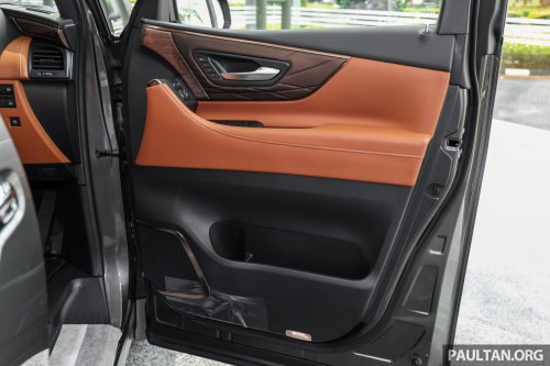 2026 Toyota Vellfire Hybrid in Malaysia – full gallery of petrol-electric MPV with 250 PS, Alphard kit, RM550k