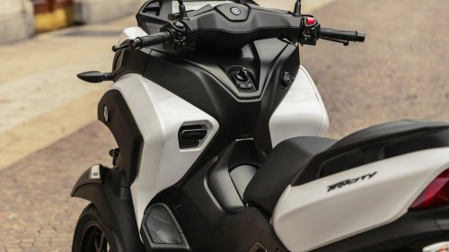 2026 Yamaha Tricity 300 scooter for Europe – three wheels, standing assist, foot brake and airbag