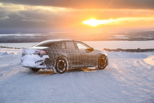 2027 BMW i3 teased, Mar 18 reveal – NA0 3 Series EV, 800V, up to 469 PS, 645 Nm, 400 kW DC fast charging