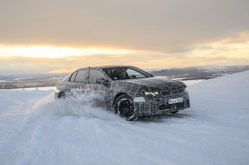 2027 BMW i3 teased, Mar 18 reveal – NA0 3 Series EV, 800V, up to 469 PS, 645 Nm, 400 kW DC fast charging