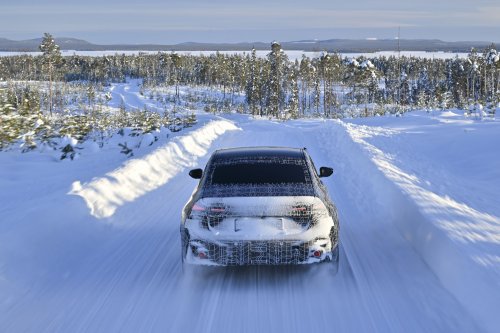 2027 BMW i3 teased, Mar 18 reveal – NA0 3 Series EV, 800V, up to 469 PS, 645 Nm, 400 kW DC fast charging