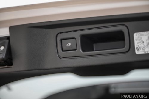 2026 Toyota Fortuner spied – based on new Hilux, heavy facelift with carryover body structure