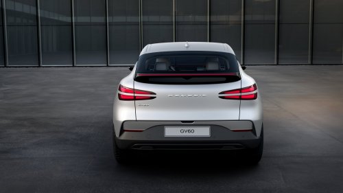 Genesis GV60 Magma – brand’s first production high-performance model; 650 hp/770 Nm, 0-200 km/h 10.9 s