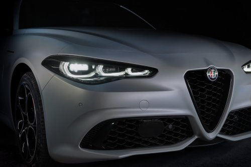 Alfa Romeo Malaysia teaser reveals Nov 20 launch date – Giulia sedan and Stelvio SUV for boutique ops