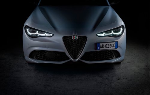Alfa Romeo Malaysia teaser reveals Nov 20 launch date – Giulia sedan and Stelvio SUV for boutique ops