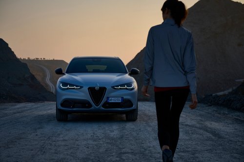 Alfa Romeo Malaysia teaser reveals Nov 20 launch date – Giulia sedan and Stelvio SUV for boutique ops