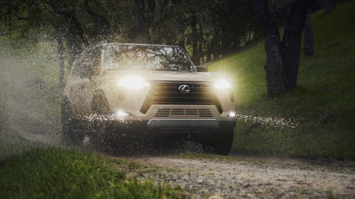 2026 Lexus GX550 in Malaysia – posh Toyota Land Cruiser Prado, 3.5L twin-turbo V6, from RM780k