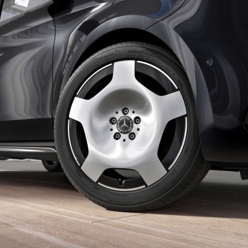 2025 Mercedes-Benz EQV facelift to launch in Malaysia tomorrow – Avantgarde Line, two 12.3-inch screens?