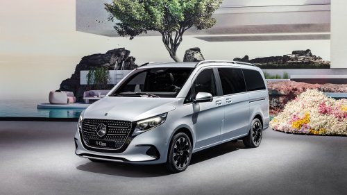 2025 Mercedes-Benz EQV facelift to launch in Malaysia tomorrow – Avantgarde Line, two 12.3-inch screens?