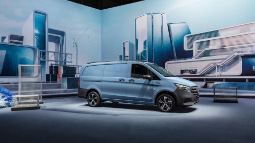 2025 Mercedes-Benz EQV facelift to launch in Malaysia tomorrow – Avantgarde Line, two 12.3-inch screens?
