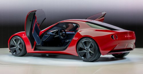 Mazda RX-7 successor “will be ready soon” as REEV with new rotary engine, hybrid possible – 2026 launch?