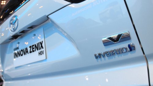 Teknologi Hybrid Toyota: Solusi Cerdas untuk Efisiensi Bahan Bakar