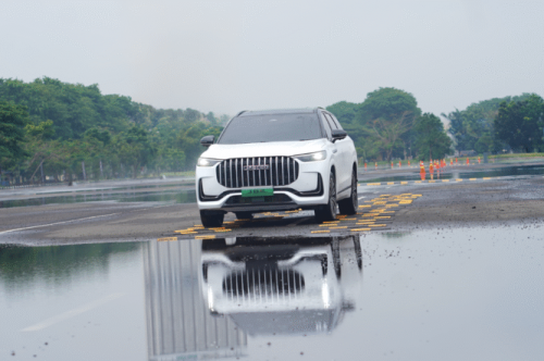 Menjajal Kemampuan SUV Hybrid Jaecoo J8 SHS ARDIS, Tenaganya Gahar
