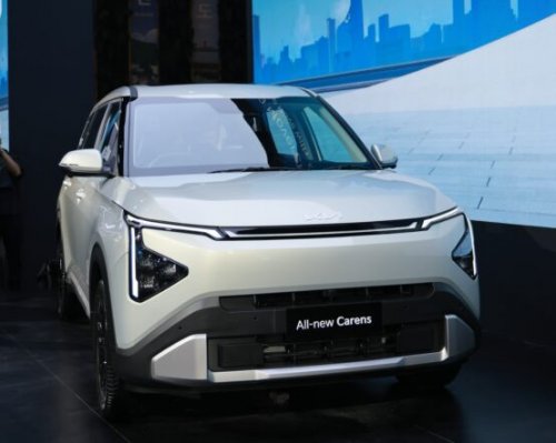 Kia RIlis Harga The All New Carens di IIMS 2026, Mulai Rp 300 Jutaan